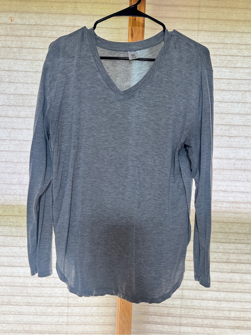 Senita Athletics Heather Gray V-Neck Oversized Long Sleeve Top
